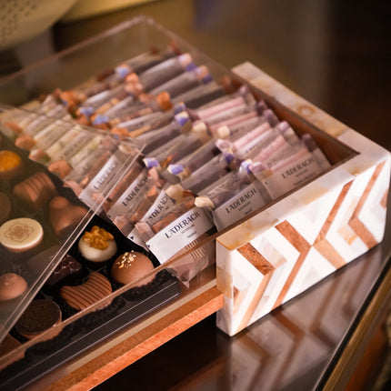 Eid FrischShoggi Minis & Praline Box