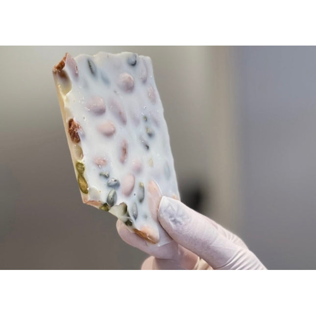 Mixture nuts white chocolate
